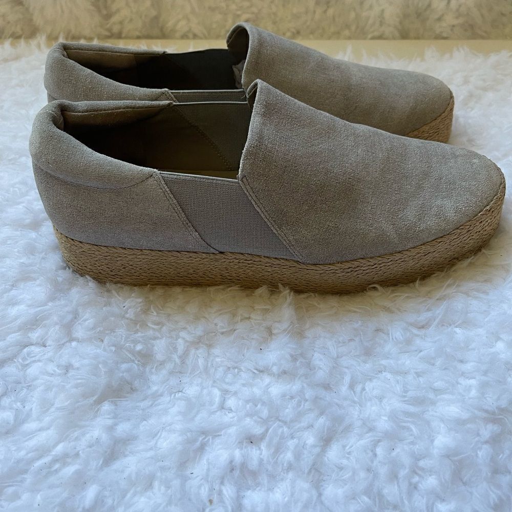 Vince women khaki slip on espadrilles sneakers size 10.5